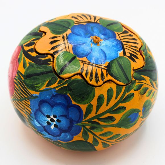 Vintage Mexican Folk Art Hand Painted Gourd Trinket Vessel 4.5" Floral Design - Picture 5 of 8